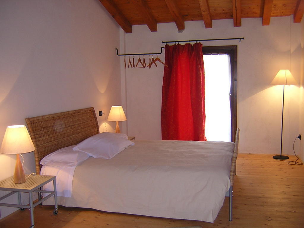 Agriturismo Trebisonda Country Resort Monzambano Habitación foto